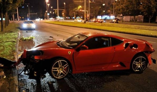 Illustration for article titled welp. ferrari is tanking. (pics of rekt fezzas after the jump.)